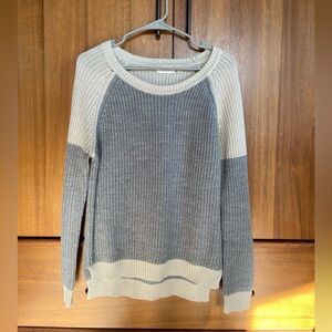 RD Style Two-Tone Gray and Cream Sweater